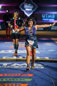 BIB: 100, 180
                            <button type="button" onclick="openModal(22755552)" class="btn btn-primary btn-sm float-right btn-popup" data-toggle="modal" data-target=".modal-high-quality">
                        <i class="fas fa-shopping-cart"></i> Add to Cart
                    </button>
                                            <button type="button" onclick="isThisMe(22755552, true)" class="btn btn-success btn-sm float-right btn-popup btn-isme hidden" data-toggle="tooltip" data-placement="bottom" title="นี่คือรูปของคุณใช่ไหม คลิกที่นี่เพื่อเอาเข้าอัลบั้ม">
                        <i class="fas fa-plus"></i> Add to album
                    </button>
                    <button type="button" onclick="isThisMe(22755552, false)" class="btn btn-warning btn-sm float-right btn-popup btn-isnotme hidden">
                        <i class="fas fa-ban"></i> Remove from album
                    </button>